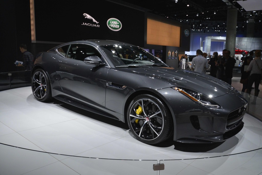 2016 Jaguar F-Type to Come with More Standard Equipment, Longer Warranty