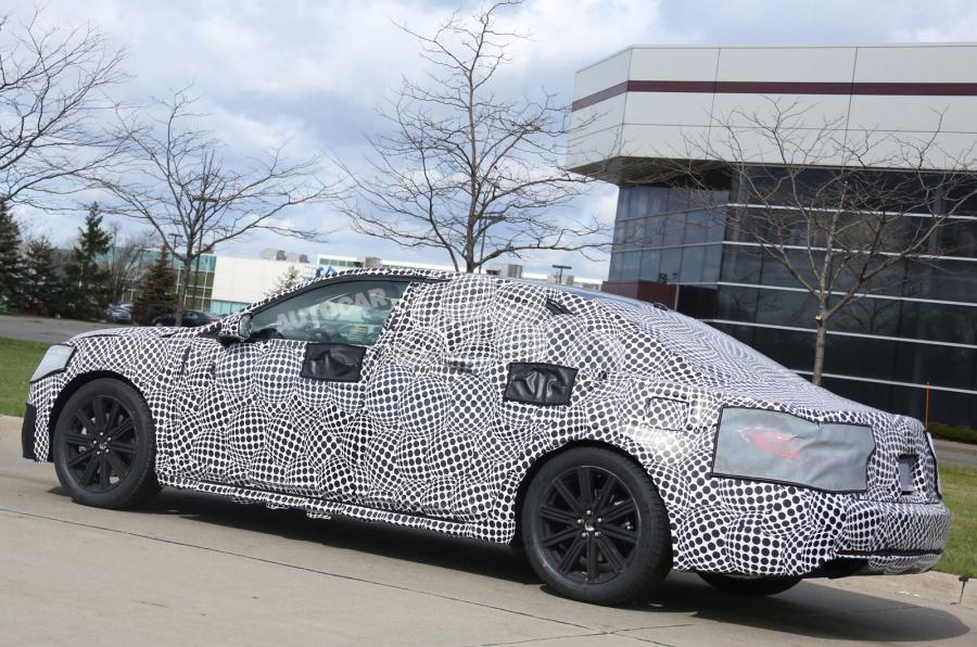 Lincoln Continental Prototype Spotted, Could Be Based on Ford Taurus